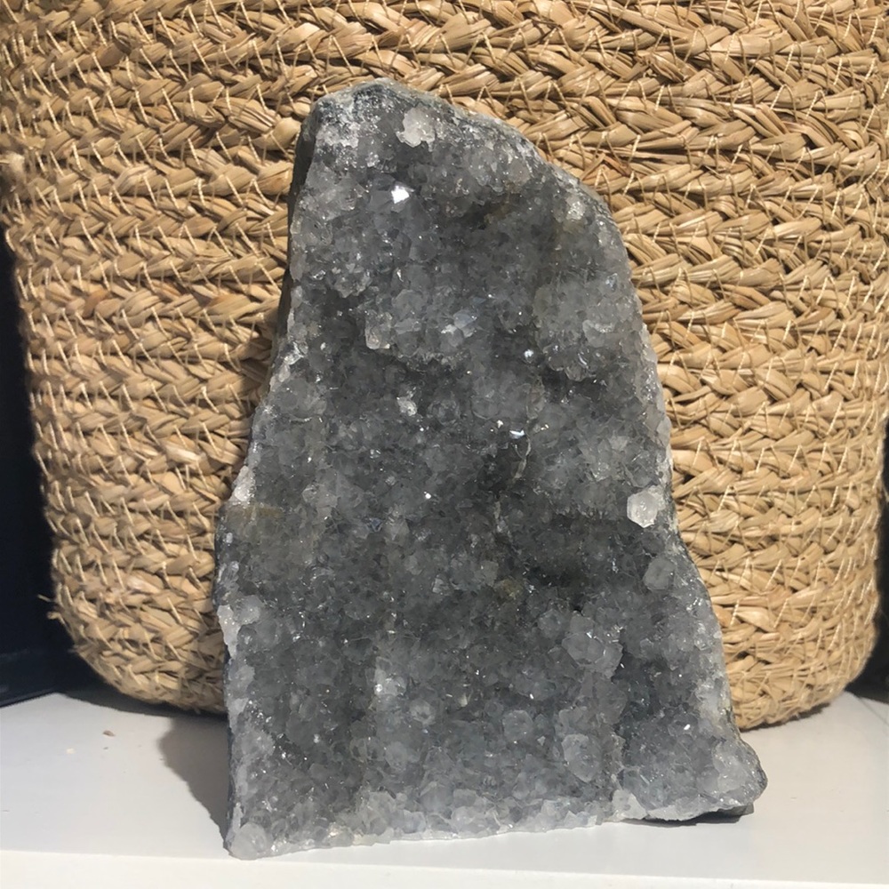 Amethyst cut base